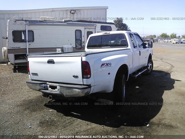 1FTWX33P17EA53786 - 2007 FORD F350 SUPER DUTY WHITE photo 4