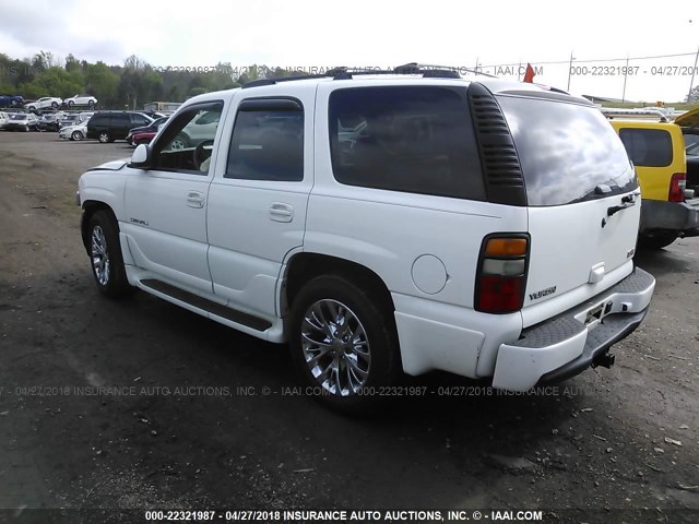 1GKEK63U16J133987 - 2006 GMC YUKON DENALI WHITE photo 3