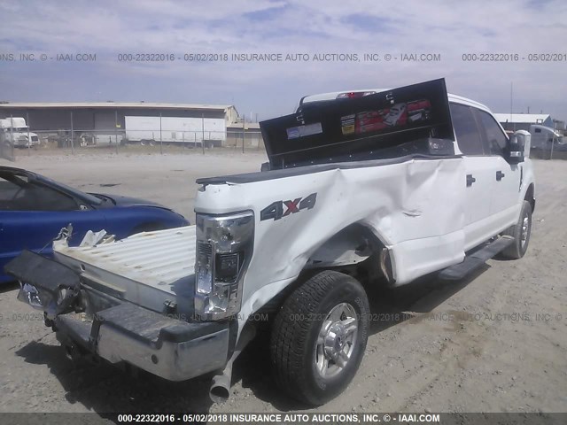 1FT7W2B66HED43257 - 2017 FORD F250 SUPER DUTY WHITE photo 4