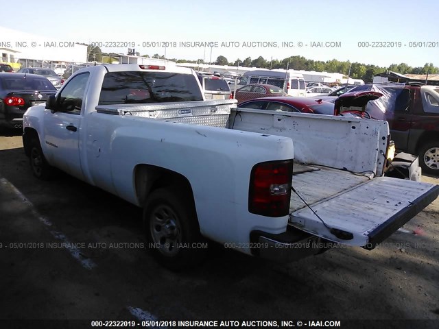 1GCEC14C77Z533394 - 2007 CHEVROLET SILVERADO C1500 WHITE photo 3