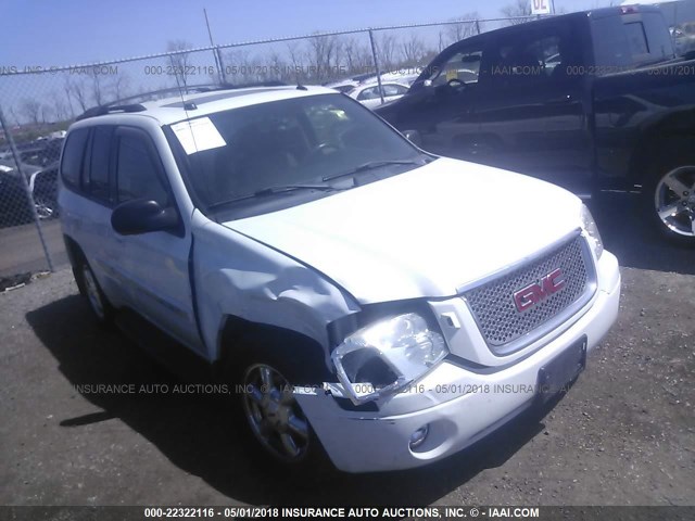 1GKDT13S452355779 - 2005 GMC ENVOY WHITE photo 1