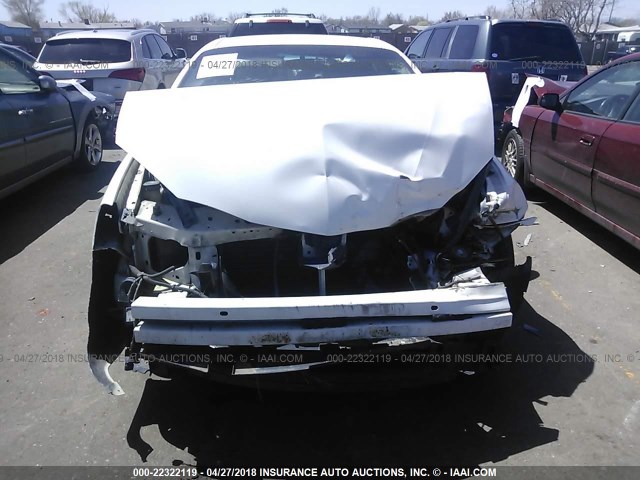 2G2WP522641358137 - 2004 PONTIAC GRAND PRIX GT WHITE photo 6