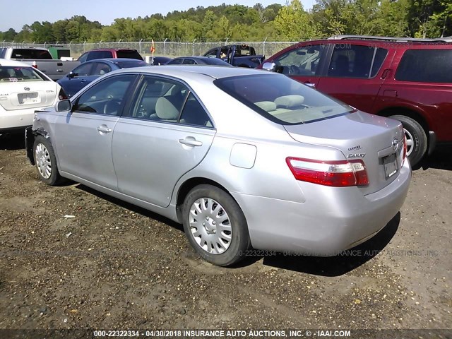 4T1BE46K29U820060 - 2009 TOYOTA CAMRY SE/LE/XLE SILVER photo 3