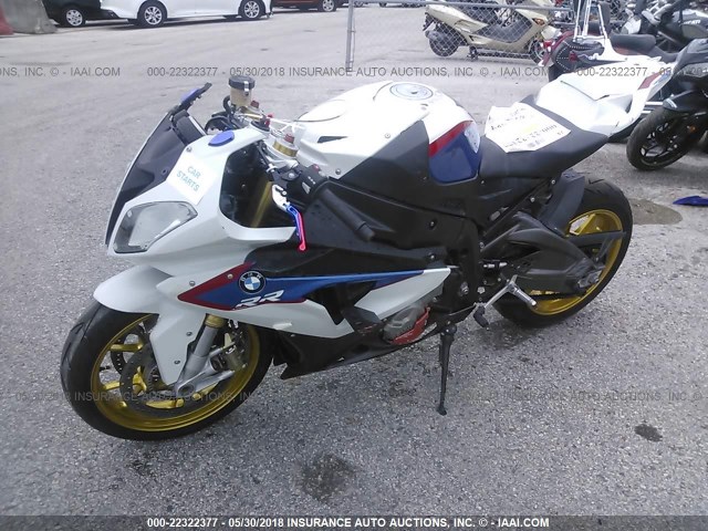 WB1051708AZV40106 - 2010 BMW S 1000 RR WHITE photo 2