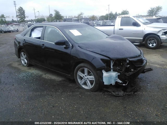 4T1BF1FK8EU466860 - 2014 TOYOTA CAMRY L/SE/LE/XLE შავი ფოტო 1
