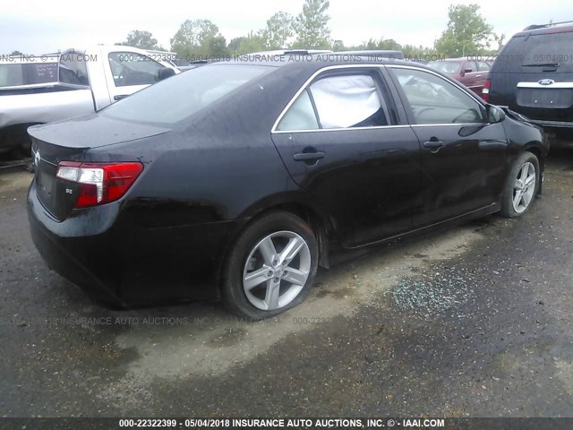 4T1BF1FK8EU466860 - 2014 TOYOTA CAMRY L/SE/LE/XLE BLACK photo 4