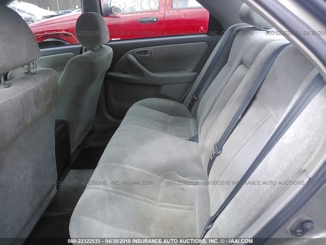 4T1BG22K9WU336418 - 1998 TOYOTA CAMRY CE/LE/XLE 灰色 照片 8