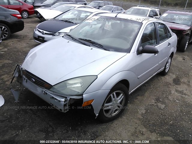 1FAFP34P33W253836 - 2003 FORD FOCUS SE/SE COMFORT/SE SPORT SILVER photo 2