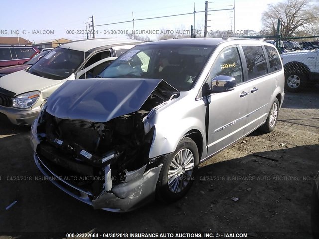 2C4RC1CG1FR583903 - 2015 CHRYSLER TOWN & COUNTRY TOURING L SILVER photo 2