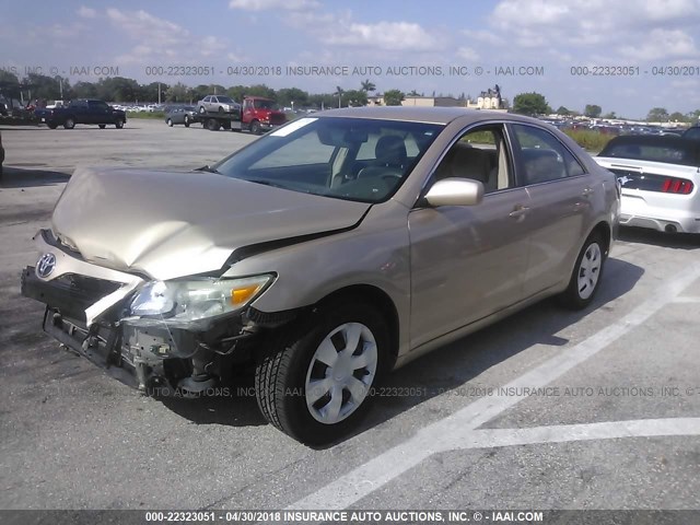 4T1BF3EK3BU222364 - 2011 TOYOTA CAMRY SE/LE/XLE 金色 照片 2