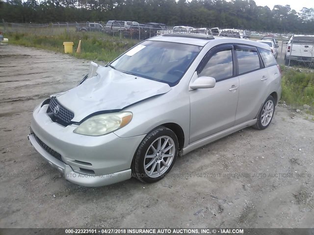 2T1KR32E83C021942 - 2003 TOYOTA COROLLA MATRIX XR SILVER photo 2