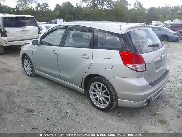 2T1KR32E83C021942 - 2003 TOYOTA COROLLA MATRIX XR SILVER photo 3