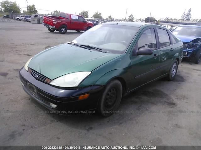 1FAHP33P52W110959 - 2002 FORD FOCUS LX GREEN photo 2