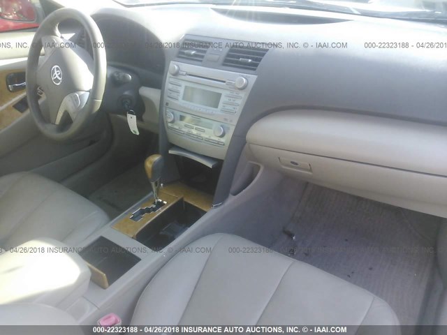 JTNBE46K673005878 - 2007 TOYOTA CAMRY NEW GENERAT CE/LE/XLE/SE GOLD photo 5