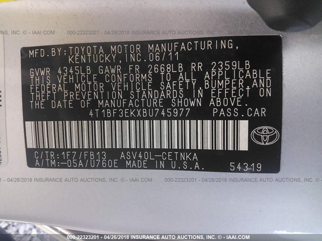 4T1BF3EKXBU745977 - 2011 TOYOTA CAMRY SE/LE/XLE SILVER photo 9