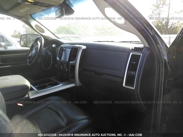 3C63RRHL4EG273832 - 2014 RAM 3500 SLT BLACK photo 5