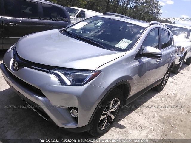 2T3WFREV8JW446069 - 2018 TOYOTA RAV4 ADVENTURE/XLE 银色 照片 2