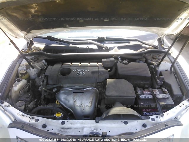 4T1BF3EK2AU555587 - 2010 TOYOTA CAMRY SE/LE/XLE SILVER photo 10