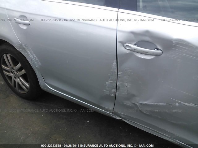 3VWEF71K37M201229 - 2007 VOLKSWAGEN JETTA WOLFSBURG 银色 照片 6