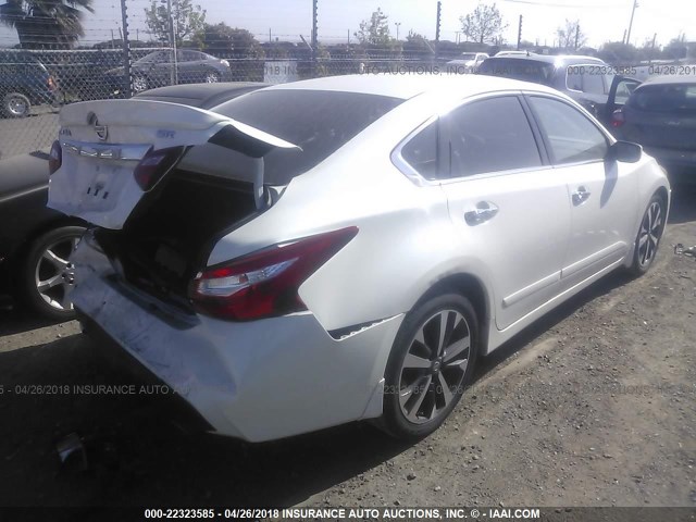 1N4AL3AP4GN382061 - 2016 NISSAN ALTIMA 2.5/S/SV/SL/SR WHITE photo 4