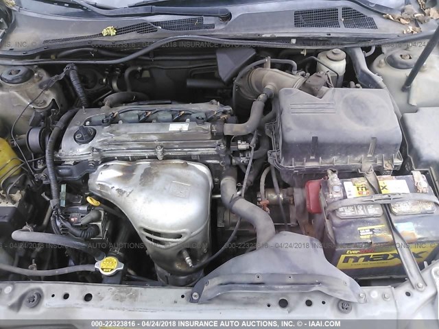 JTDBE32K820070424 - 2002 TOYOTA CAMRY LE/XLE/SE ვერცხლისფერი ფოტო 10