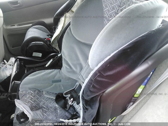 JTDBE32K820070424 - 2002 TOYOTA CAMRY LE/XLE/SE ვერცხლისფერი ფოტო 8