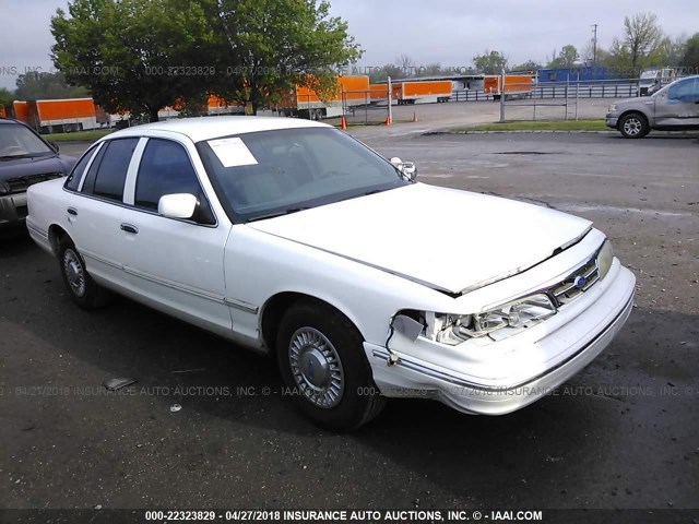 2FALP71W0TX171329 - 1996 FORD CROWN VICTORIA POLICE INTERCEPTOR WHITE photo 1