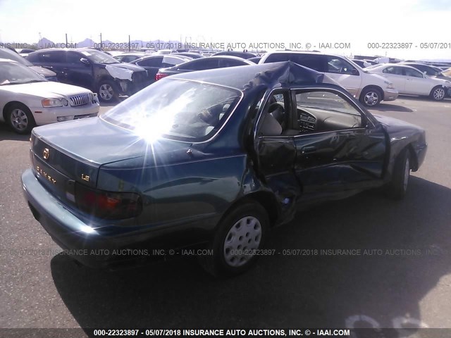 4T1BG12K1TU943810 - 1996 TOYOTA CAMRY DX/LE/XLE GREEN photo 4