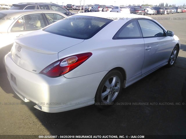 4T1CE38P84U943720 - 2004 TOYOTA CAMRY SOLARA SE/SLE WHITE photo 4