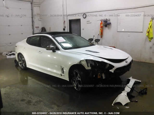 KNAE45LC2J6021117 - 2018 KIA STINGER GT1 WHITE photo 1