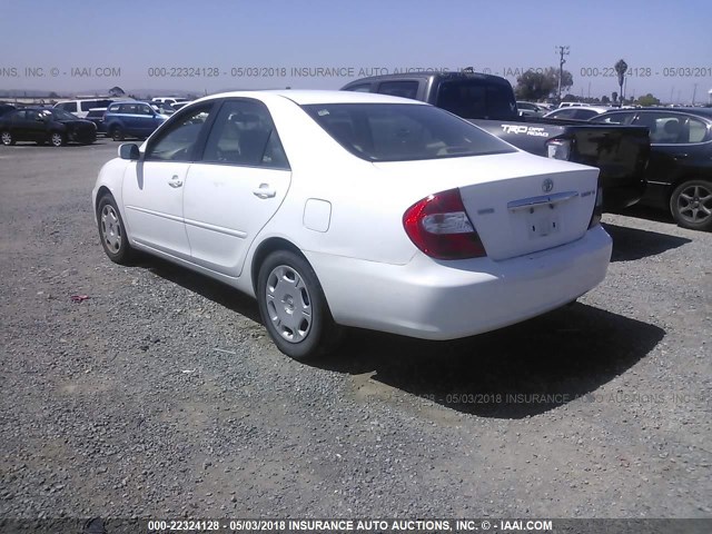 4T1BE32K24U343980 - 2004 TOYOTA CAMRY LE/XLE/SE WHITE photo 3