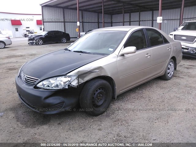 4T1BE30K35U092486 - 2005 TOYOTA CAMRY LE/XLE/SE ოქროსფერი ფოტო 2