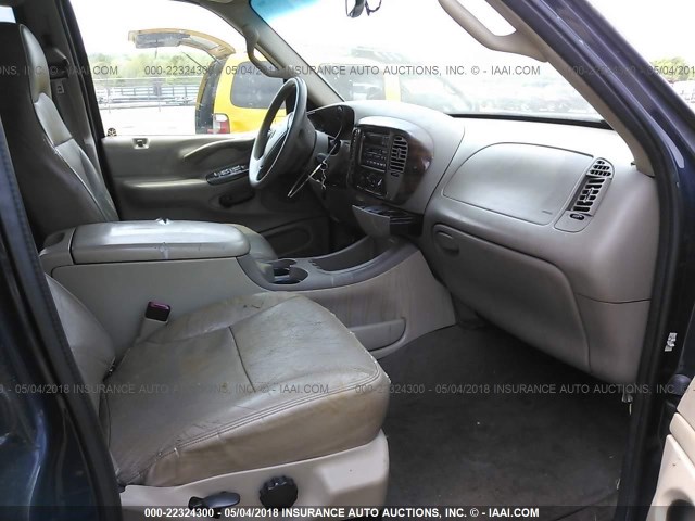 1FMPU16L5YLB02376 - 2000 FORD EXPEDITION XLT 蓝色 照片 5