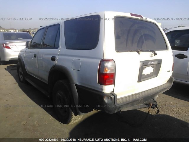 JT3GM84R4W0035065 - 1998 TOYOTA 4RUNNER WHITE photo 3