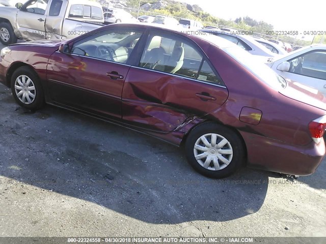 4T1BE32K05U061502 - 2005 TOYOTA CAMRY LE/XLE/SE წითელი ფოტო 3