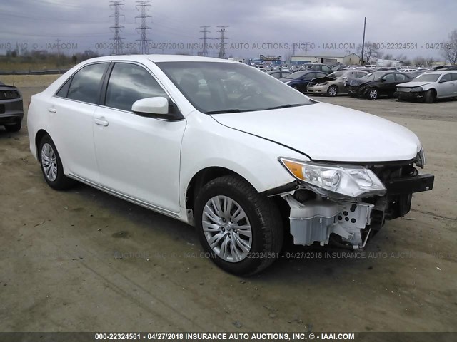 4T1BF1FK9CU541790 - 2012 TOYOTA CAMRY SE/LE/XLE WHITE photo 1