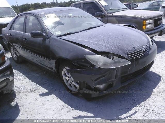 4T1BF30K25U091519 - 2005 TOYOTA CAMRY LE/XLE/SE BLACK photo 1
