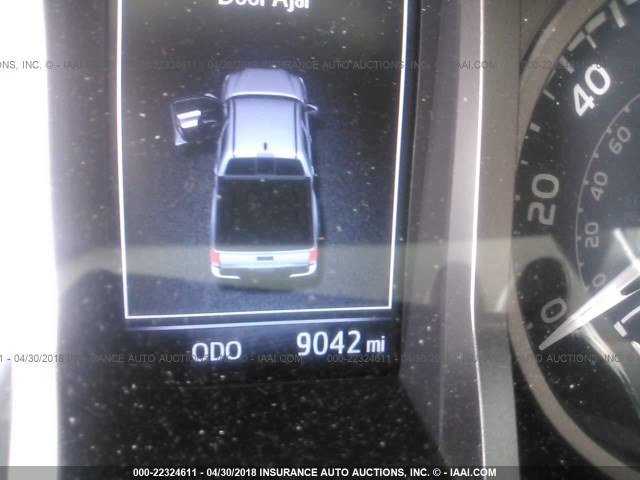 3TMAZ5CN0HM046306 - 2017 TOYOTA TACOMA DBL CAB/SR5/TRD SPORT/OR WHITE photo 7