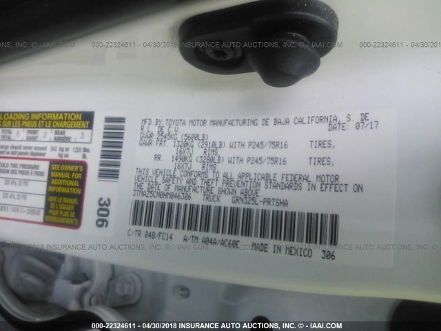 3TMAZ5CN0HM046306 - 2017 TOYOTA TACOMA DBL CAB/SR5/TRD SPORT/OR WHITE photo 9