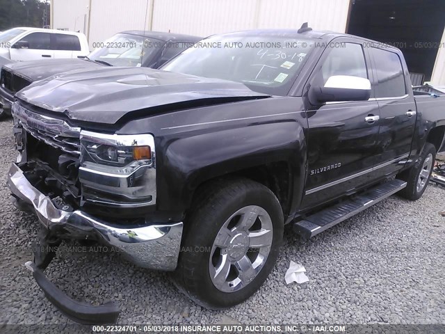 3GCUKSEC4GG251006 - 2016 CHEVROLET SILVERADO K1500 LTZ GRAY photo 2