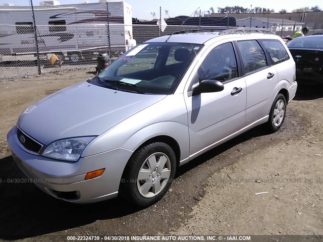 1FAHP36N96W182473 - 2006 FORD FOCUS ZXW SILVER photo 2