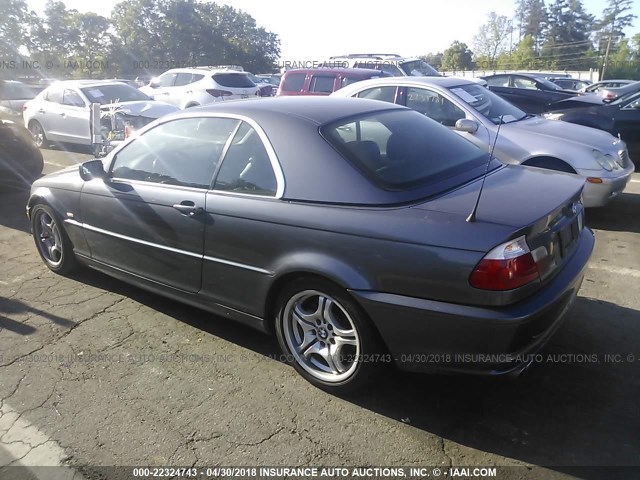 WBABS53462JU92297 - 2002 BMW 330 CI GRAY photo 3