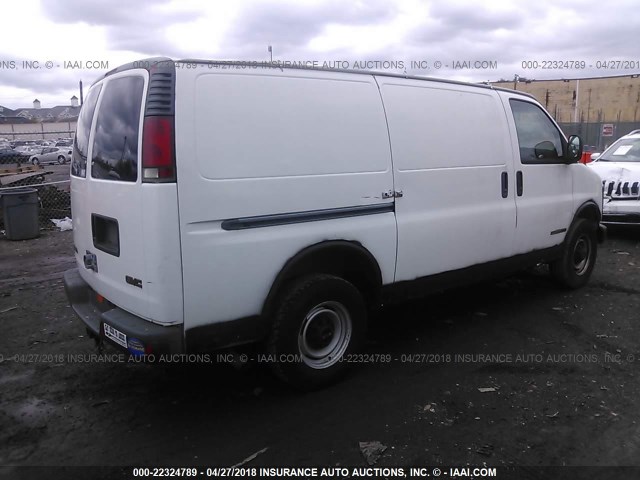 1GTGG25R8Y1235099 - 2000 GMC SAVANA G2500 WHITE photo 4