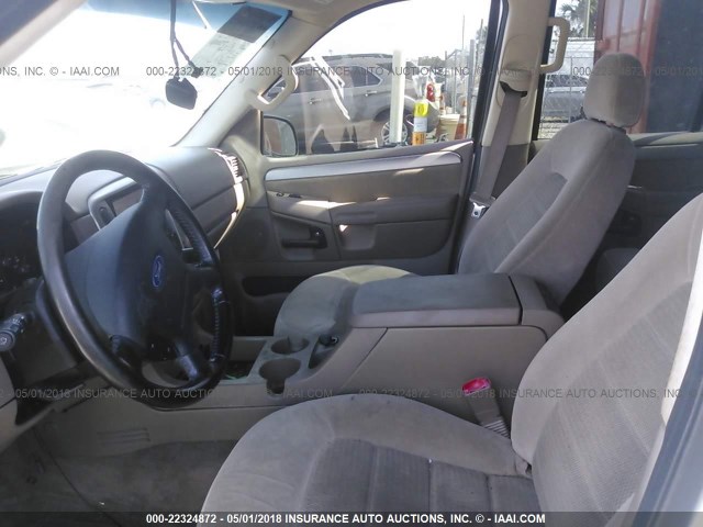 1FMZU63K74UA27833 - 2004 FORD EXPLORER XLT/XLT SPORT/NBX 白色 照片 5