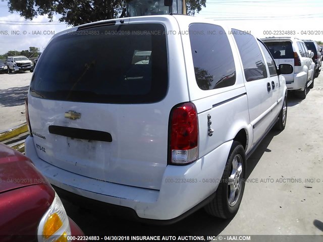 1GNDV23127D166260 - 2007 CHEVROLET UPLANDER LS WHITE photo 4