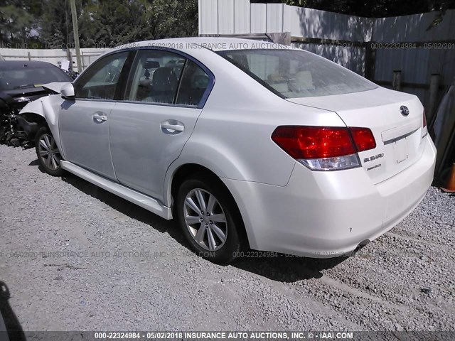 4S3BMCB61B3243429 - 2011 SUBARU LEGACY 2.5I PREMIUM WHITE photo 3