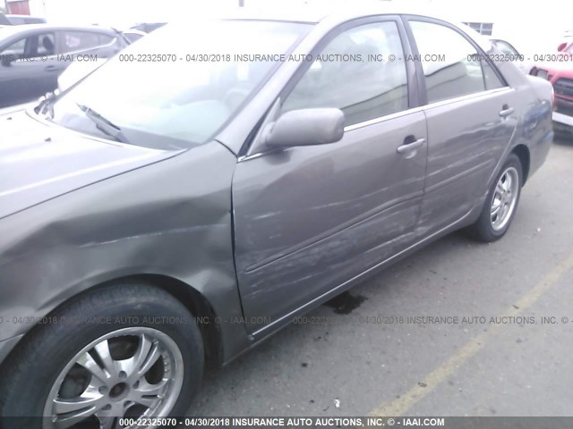4T1BE32K45U552994 - 2005 TOYOTA CAMRY LE/XLE/SE 灰色 照片 6