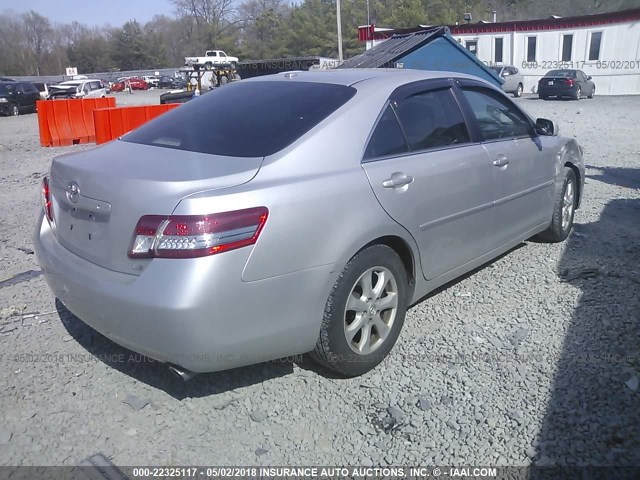 4T1BK3EK9BU121731 - 2011 TOYOTA CAMRY SE/LE/XLE SILVER photo 4