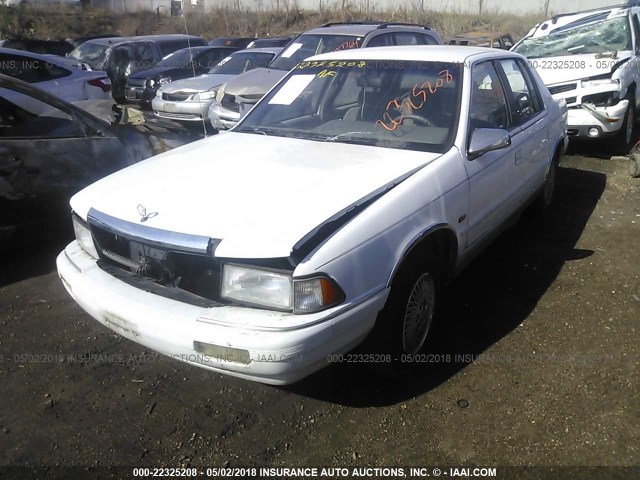 1C3AA3638RF322971 - 1994 CHRYSLER LEBARON LE A-BODY WHITE photo 2