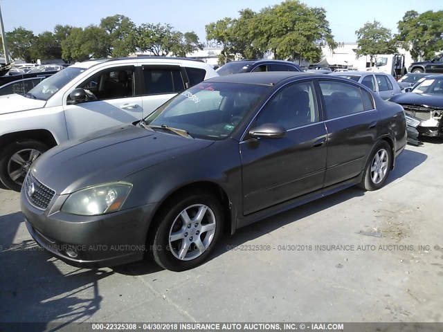 1N4AL11D85C278837 - 2005 NISSAN ALTIMA S/SL GRAY photo 2